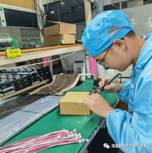 2018級(jí)應(yīng)用電子技術(shù)專(zhuān)業(yè)跟崗實(shí)習(xí) 智能產(chǎn)品開(kāi)發(fā)與物聯(lián)網(wǎng)應(yīng)用技術(shù)實(shí)踐